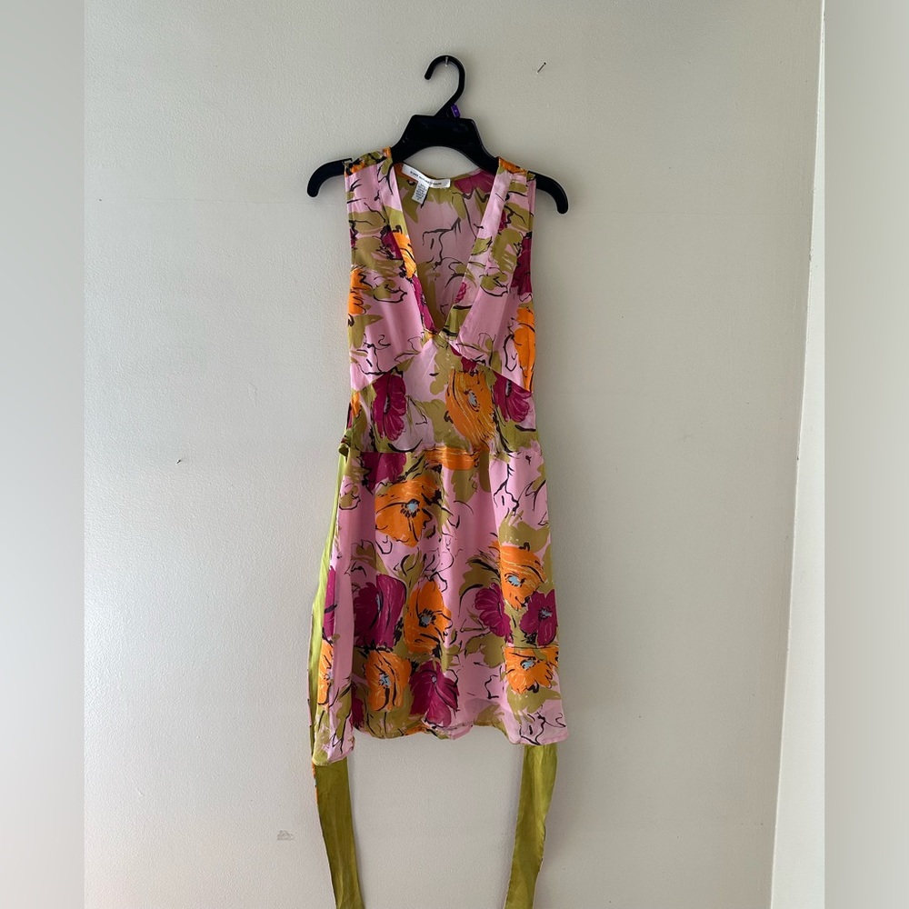 Diane von Furstenberg vintage designer pink floral dress y2k Sex and the City